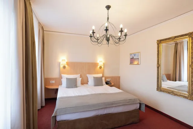 غرفة ديلوكس بسرير مزدوج مع أريكة، Novum Hotel Bremer Haus 1/10