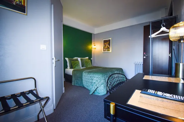 غرفة كومفورت بسرير مزدوج، Azur Reims Hotel 5/8