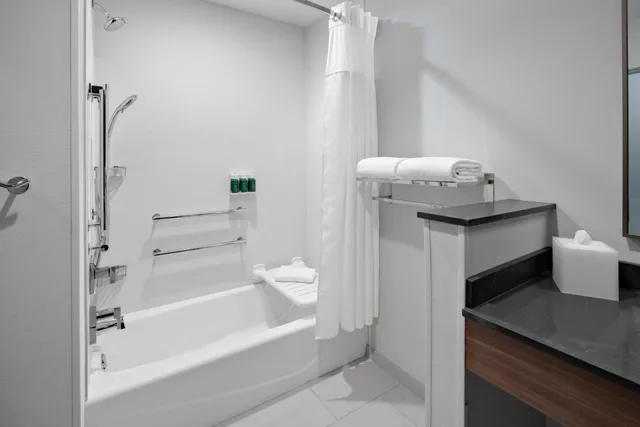 غرفة بسريرين كوين، Fairfield Inn & Suites By Marriott Lake Geneva 9/12