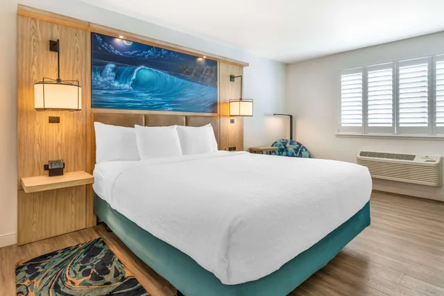 غرفة، Best Western Plus Capitola By the Sea Inn Suites 5/10