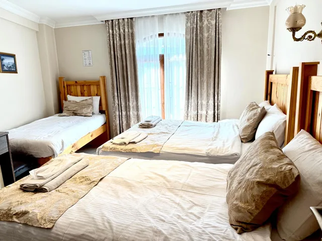 Room, Triple, Magnificient Hotel Sultanahmet 2/4
