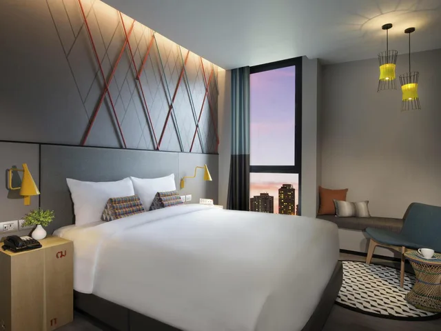 Standard, Queen Bed, Ibis Styles Bangkok Sukhumvit Phra Khanong 3/10