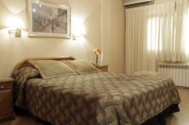 غرفة سوبيريور بسرير كوين، Crillon Mendoza 5/7