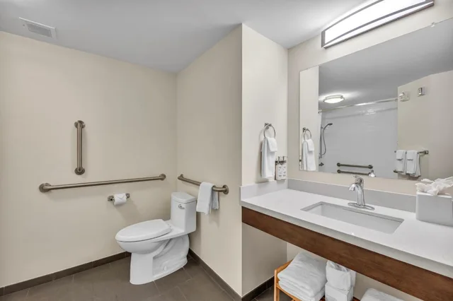استوديو بسريرين كوين لذوي الإعاقة، CANDLEWOOD SUITES DUMFRIES - QUANTICO 8/10