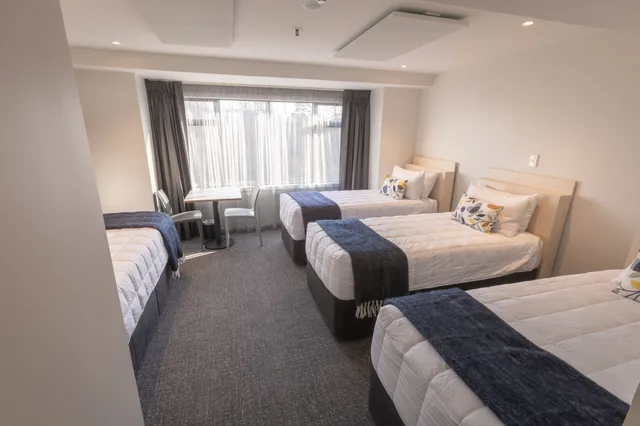 غرفة كلاسيكية رباعية بأربعة أسرّة بحمام مشترك، Hotel Give 6/10