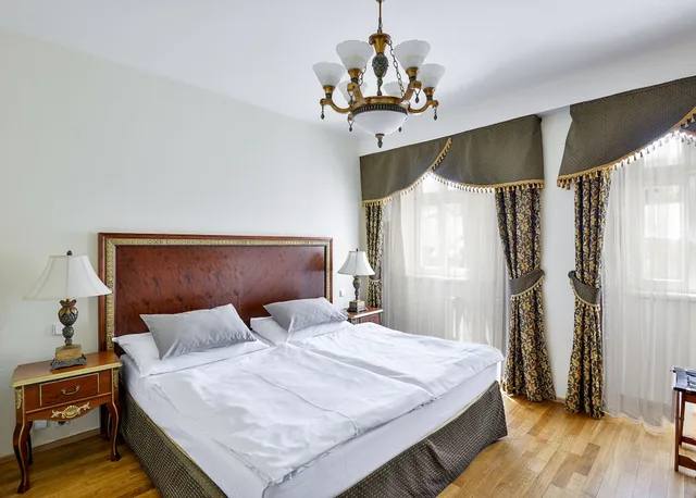 شقة بسرير كوين وسريرين فرديين بإطلالة على المدينة بشرفة بغرفتي نوم، Hotel Residence Romanza 2/4