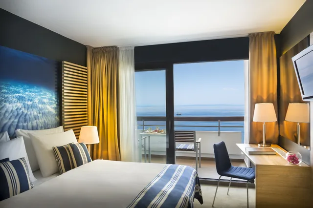 Superior, Single, Queen Bed, Sea View, Hotel Admiral 2/3