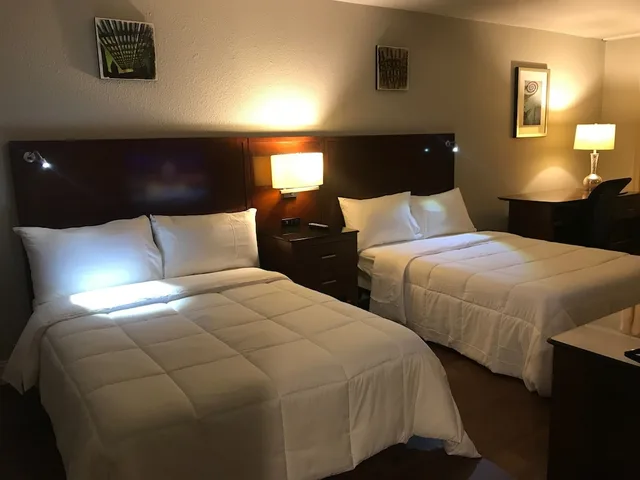 Luxury, Suite, 2 Double Beds, Stratus Suites Boutique Hotel 1/3