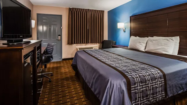 غرفة بسرير كينج، SureStay By Best Western Terrell 4/10