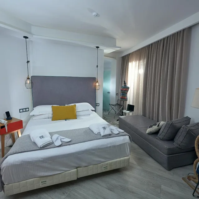 Junior Suite, Balcony, Blue Bottle Hotel 1/10
