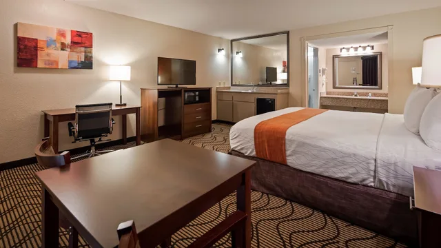 Deluxe, King Bed, Best Western Roseville Inn 9/10