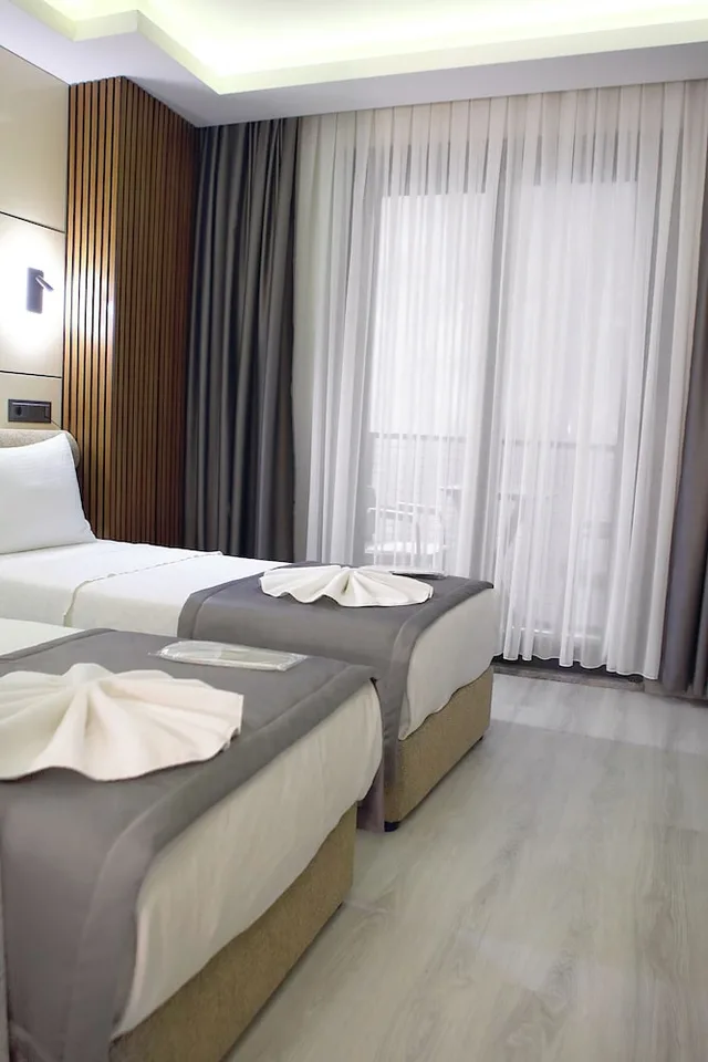 غرفة قياسية ثلاثية بثلاثة أسرّة بشرفة، Amara Old City Hotel and Spa 5/10
