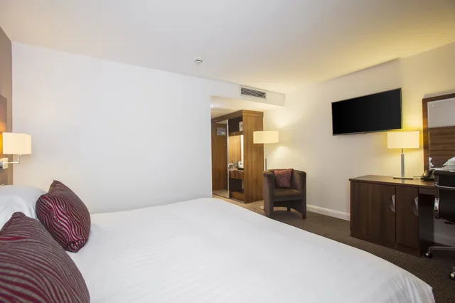 غرفة بسرير كينج، DoubleTree by Hilton Hotel & Spa Chester 8/17