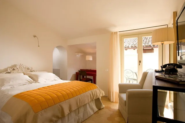 غرفة رومانسية مفردة بسرير فردي، Palazzo Seneca 3/4
