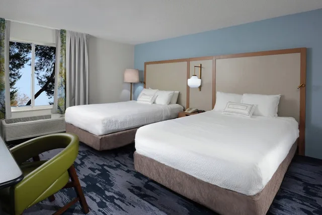 غرفة بسريرين كوين لذوي الإعاقة، Fairfield Inn Greensboro Airport 3/6