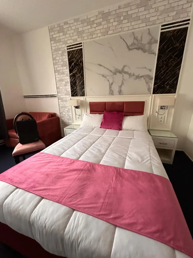 غرفة بسرير مزدوج، Hotel Grand Paris 7/10