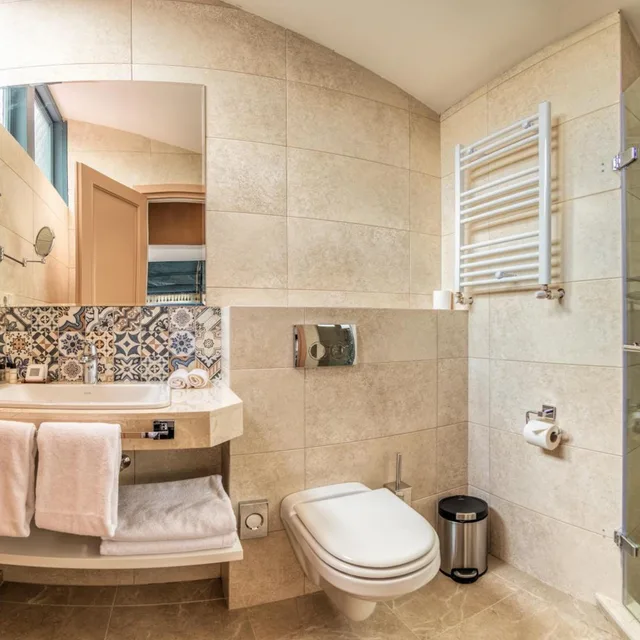 غرفة مفردة، Golden Tulip Borjomi 5/5