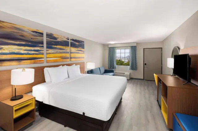 جناح بسرير كينج، Days Inn & Suites By Wyndham Vicksburg 1/4