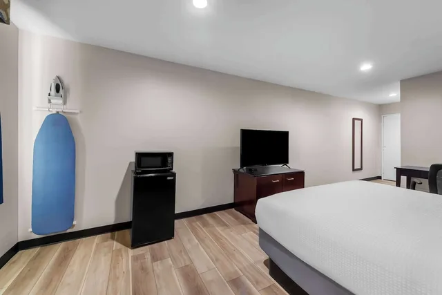 غرفة بسرير كوين لذوي الإعاقة، Quality Inn San Diego South - Chula Vista 2/3