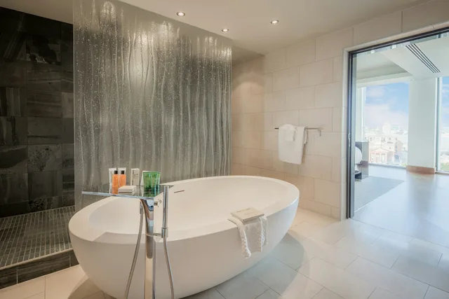 Presidential, Suite, Hilton Liverpool City Centre 3/3