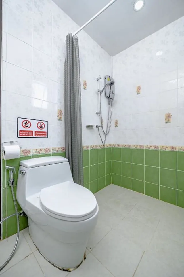 غرفة عائلية بسريرين مزدوجين، Gold Airport Suites 5/5