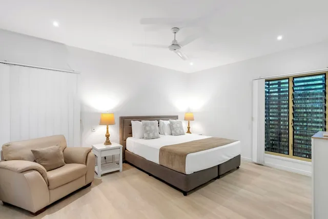 3 Bedrooms, Villa, Twin Beds, King and Queen Bed, Private Pool, Garden Area، SANCTUARY PALM COVE 2/5