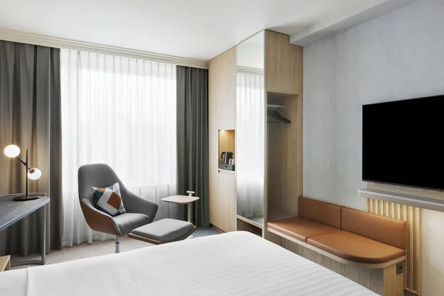 غرفة بسرير كينج، Courtyard by Marriott Zurich North 6/10