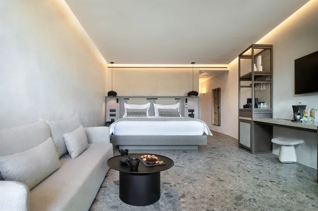 Zoe, Junior Suite, King Bed, Partial Sea View, Plunge Pool، Aeonic Suites and Spa - Adults Only 1/2