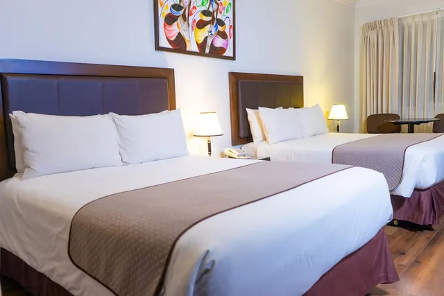 غرفة بسرير كوين، HOTEL CALACOTO 3/7