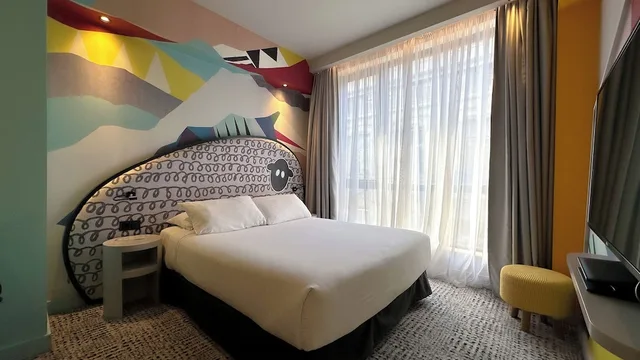 جناح بسرير مزدوج مع أريكة، Ibis Styles Tbilisi Center 6/10