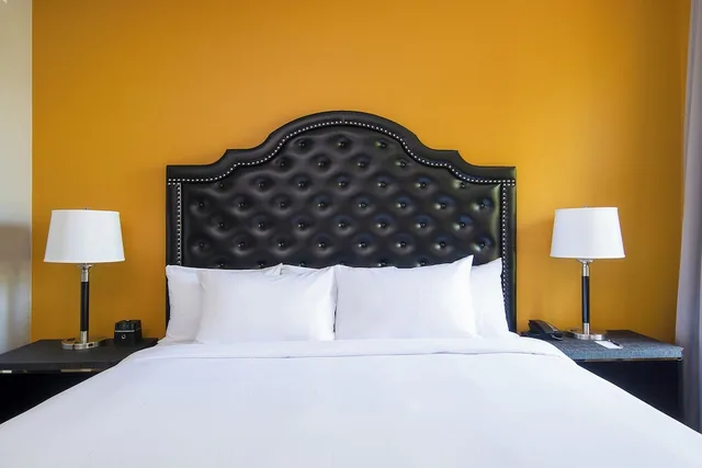 غرفة سوبيريور بسرير كينج، Hotel Clarendon 1/1