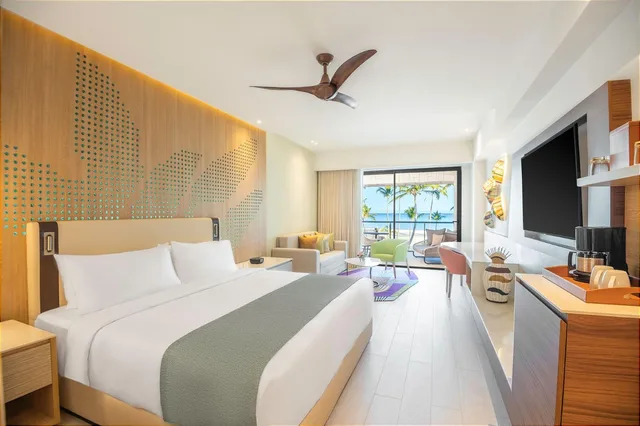 Junior Suite, King Bed, Ocean Front, Hyatt Ziva Cap Cana 1/1