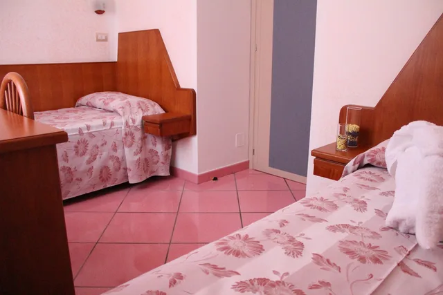 غرفة عائلية، Hotel Residence San Pietro 4/5