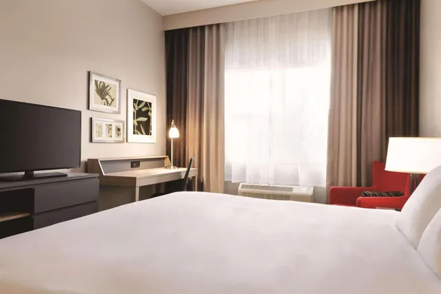 استوديو بسرير كينج مع أريكة، Country Inn & Suites by Radisson, Bradenton-Lakewood Ranch, FL 5/9