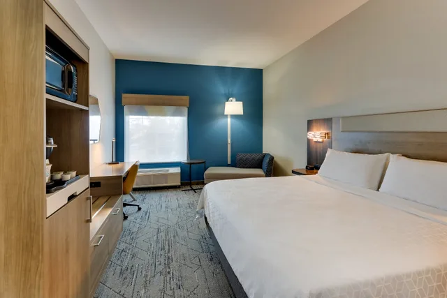 غرفة قياسية بسرير كينج، Holiday Inn Express Suites Ardmore An Ihg Hotel 1/5