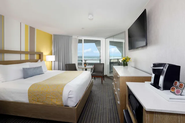 Room, Ocean Front، The Wayfarer San Diego 1/2