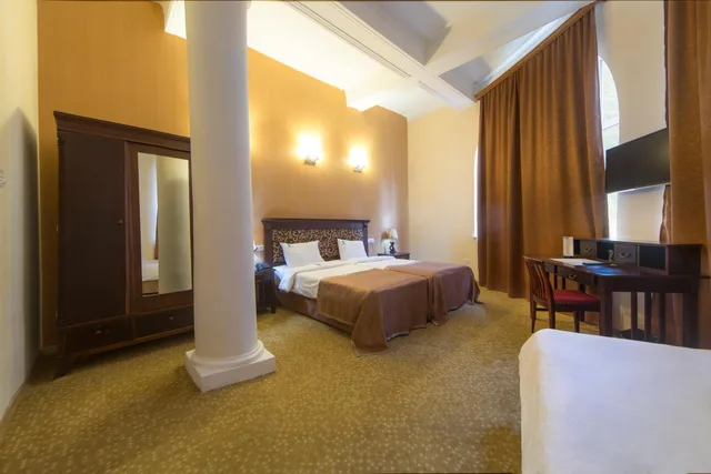 غرفة قياسية ثلاثية، Legends Tskaltubo Spa Resort 1/8
