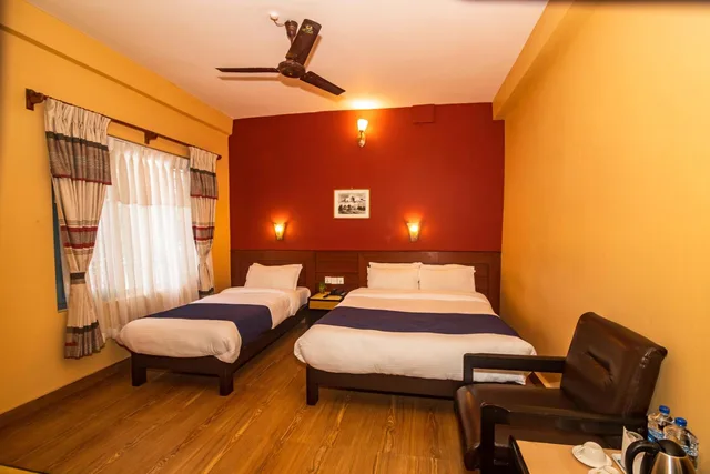 Standard, Double or Twin Bed, The Silver Oaks Inn 2/4
