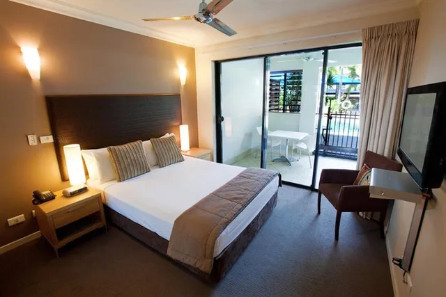 غرفة بسرير كينج، Mantra Heritage Port Douglas 4/5