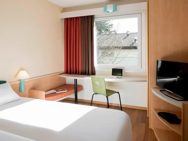 غرفة قياسية بسريرين منفصلين، IBIS GENEVE AEROPORT 7/9