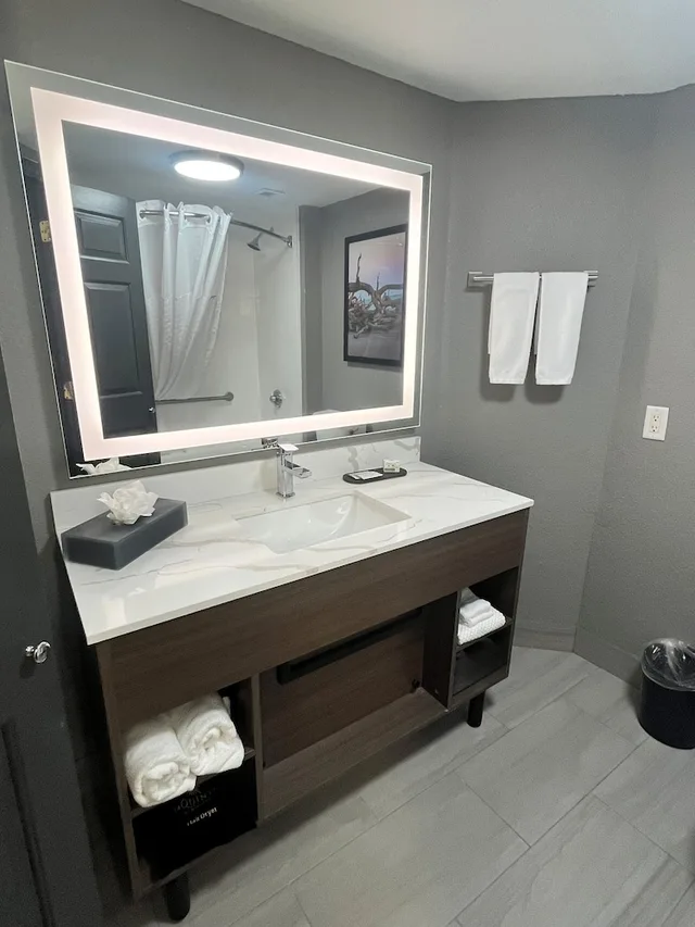 غرفة ديلوكس بسريرين كوين، La Quinta Inn & Suites by Wyndham Jacksonville Butler Blvd 8/9