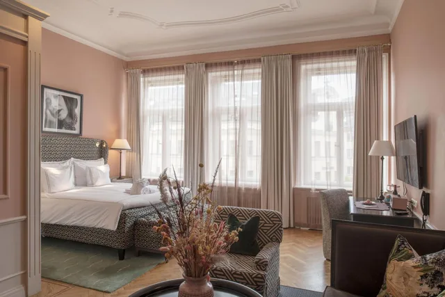 جناح جونيور بسرير كينج، The Sparrow Hotel 1/6