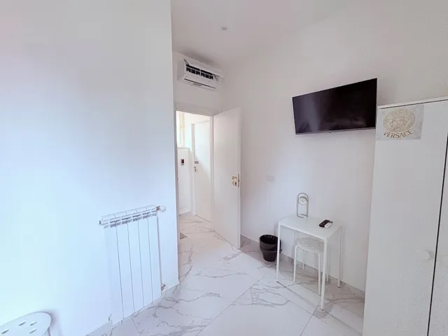Villa Life، ميلان 7/50
