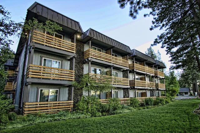 غرفة بإطلالة على البحيرة، Hotel Azure Tahoe 1/1
