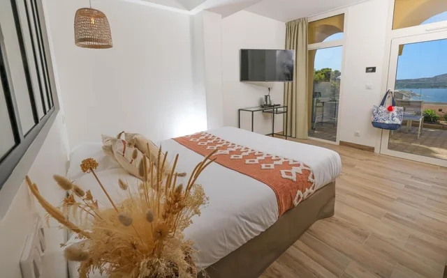 Panorama, Triple, Sea View, Balcony، Le Saint Erasme 5/10
