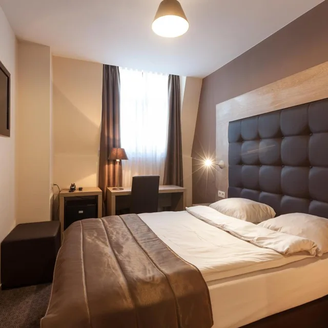 غرفة مفردة، Hotel Villa Royale 2/7