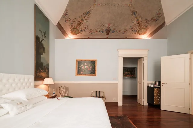 جناح جونيور بسرير كينج، Royal Palace Hotel and Spa 1/4