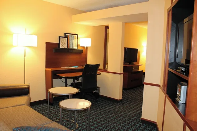جناح بسريرين كوين مع أريكة، Fairfield Inn Suites Frankfort 6/6