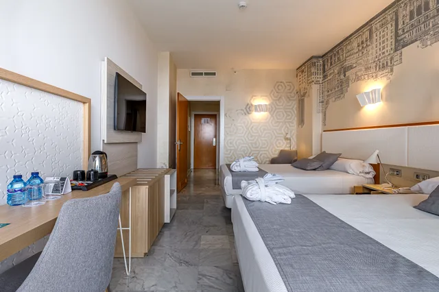 غرفة ديلوكس بسرير مزدوج، Madeira Centro Hotel 4/7