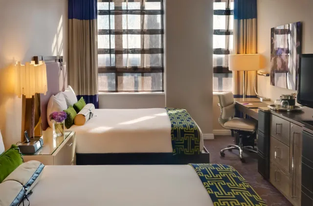 Essential, 2 Queen Beds, City View، Kimpton Hotel Palomar Philadelphia 1/3